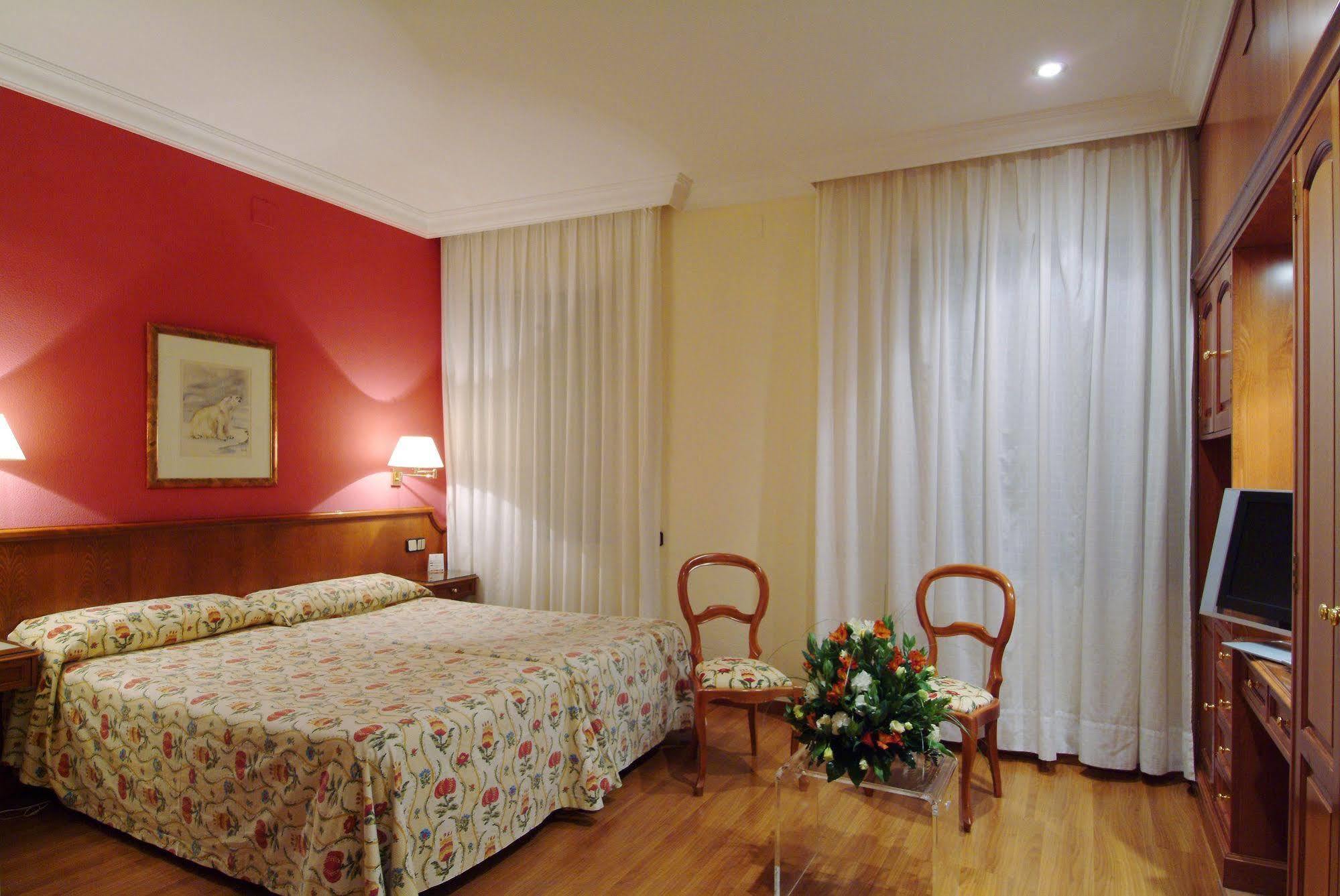 Hotel Regencia Colon à Barcelone Extérieur photo